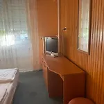 Πανσιόν Tifani Szallo 3*