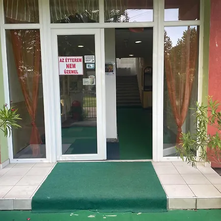 Pensionat Tifani Szallo 3*