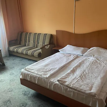 Pensionat Tifani Szallo Balatonlelle