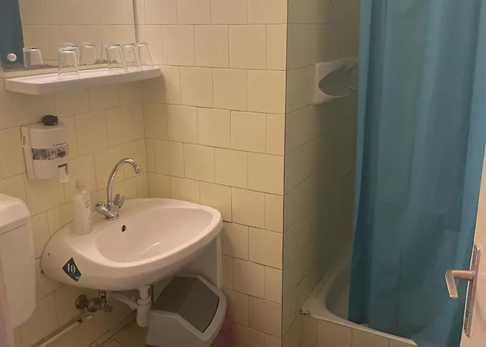 Tifani Szallo 3* Balatonlelle