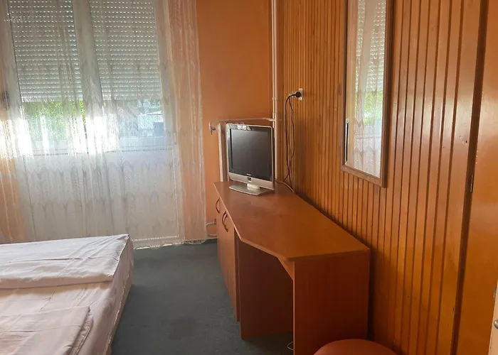 Pensionat Tifani Szallo 3*